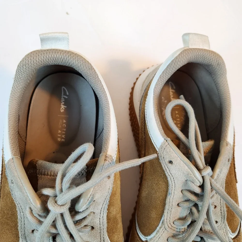 Clarks puxton leather